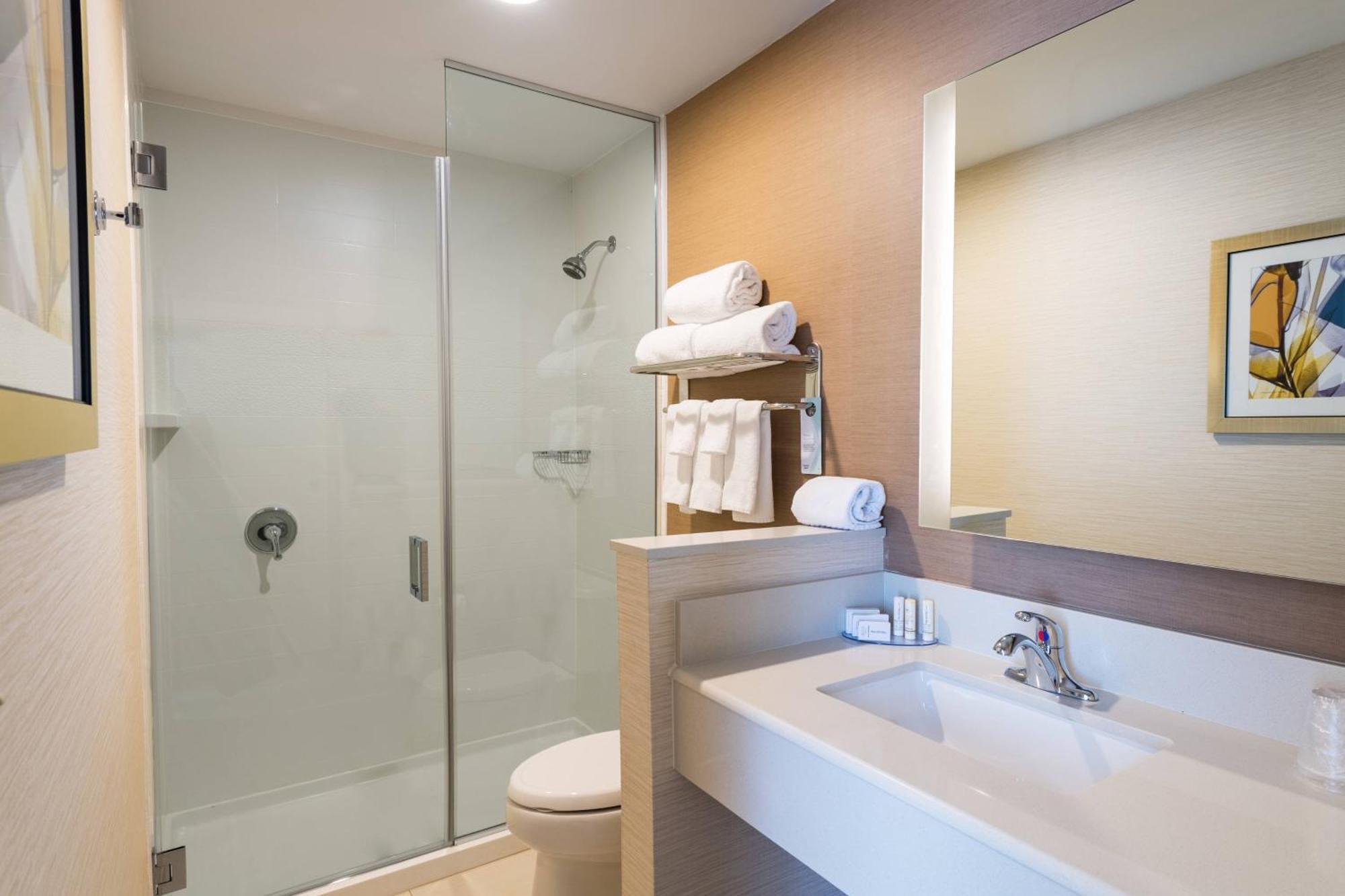 Fairfield By Marriott Inn & Suites Uncasville Mohegan Sun Area Экстерьер фото
